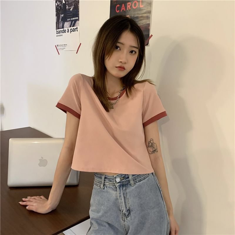 Crew Trim T-Shirt Crop Short-Sleeve Contrast Neck