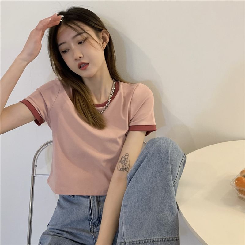 Crew Trim T-Shirt Crop Short-Sleeve Contrast Neck
