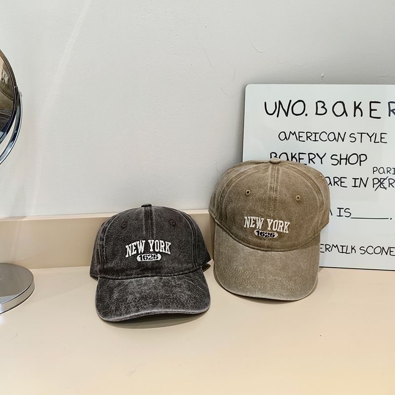 Lettering Cap Embroidered Baseball Washed