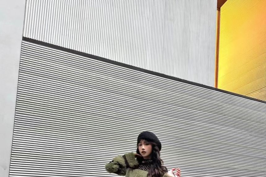 Boatneck Top Knit Perforated Long-Sleeve