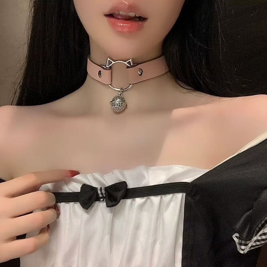 Cat Faux Alloy / Leather Choker Leash