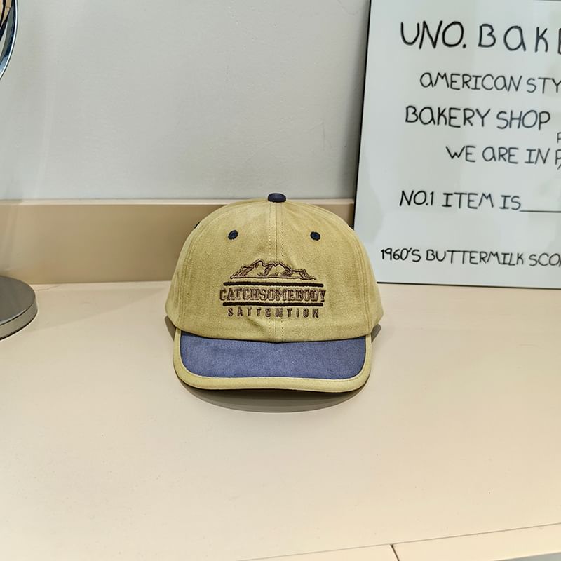 Color Embroidered Brim Short Cap Lettering Panel