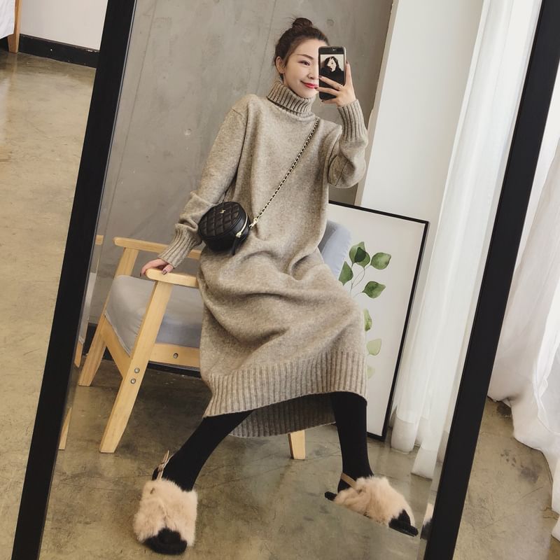 Long-Sleeve Plain Midi Sweater Turtleneck Dress