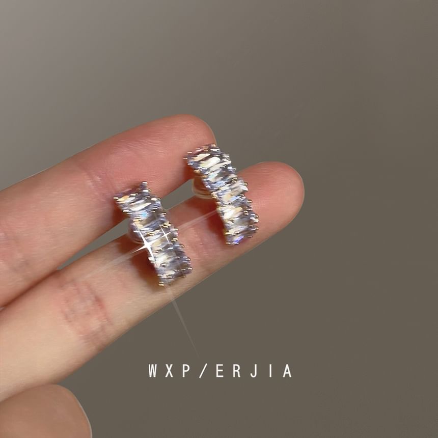 Rhinestone Alloy Ear Cuff