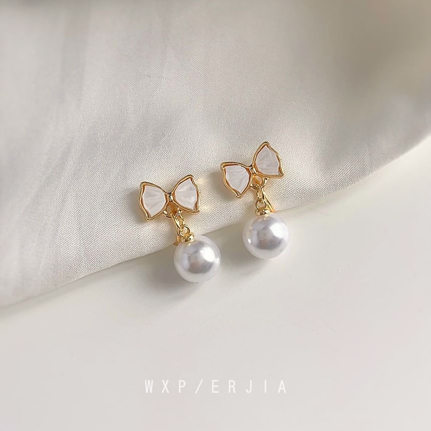 Faux Cuff Earring Bow Pearl Drop