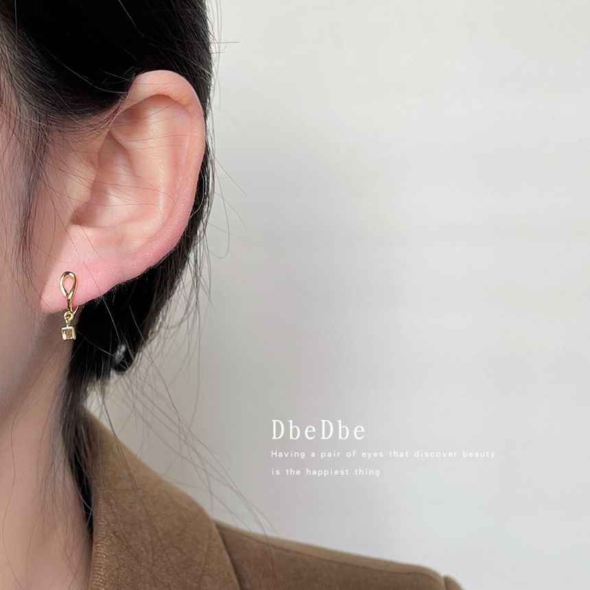 Alloy Drop Cube Earring Cuff