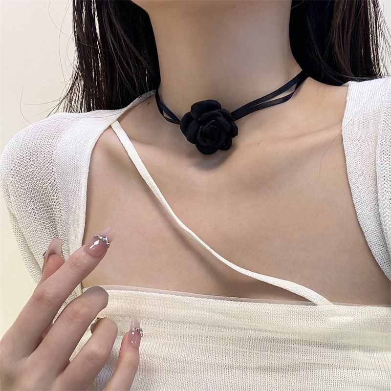 Rose Ribbon Choker