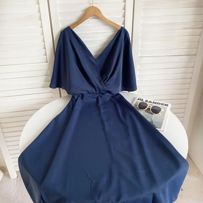 Short-Sleeve V-Neck Plain Bow Back Midi A-Line Dress