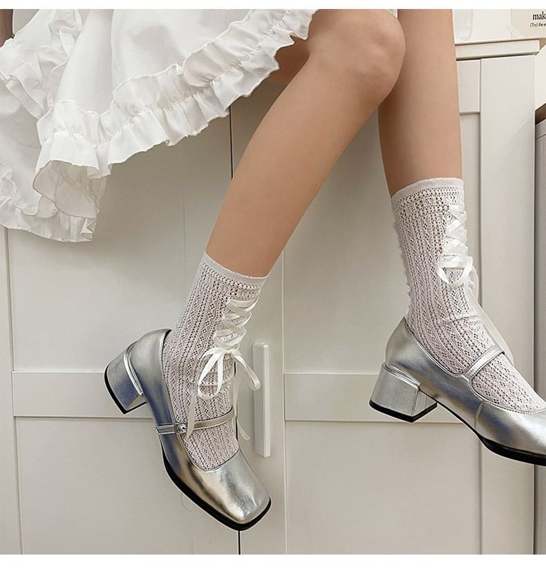 Ribbon Lace Up Short Socks