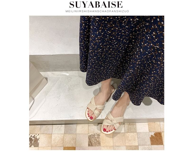 Slide Bow Sandals