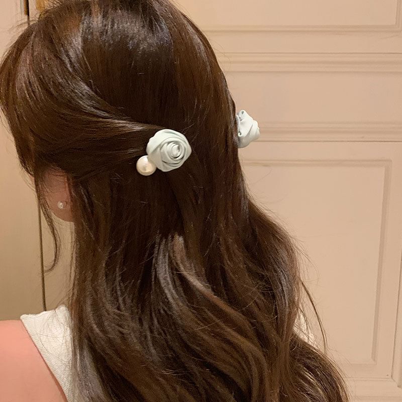 Flower Faux Pearl Hair Clip