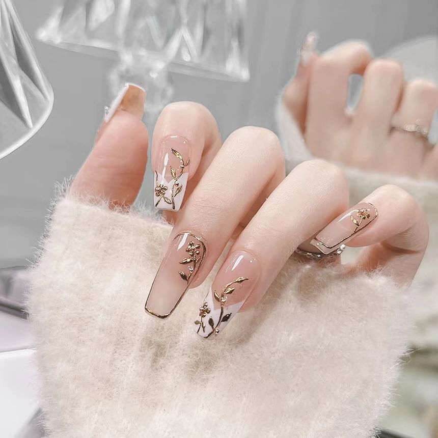 Floral Metallic Press On Nail