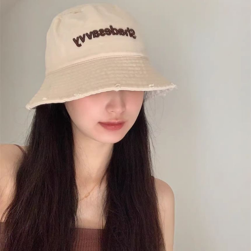 Bucket Hat Lettering