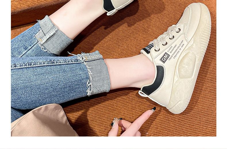 Platform Two Tone Lettering Print Lace-Up Sneakers