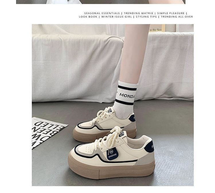 Platform Color Block Applique Faux Leather Lace-Up Sneakers