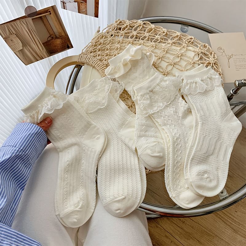 Plain Lace Trim Socks