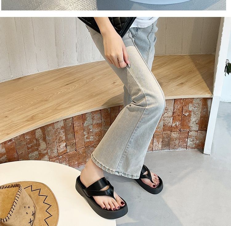 Faux Leather Platform Flip Flops