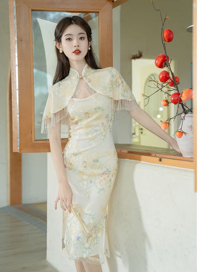 Set: Spaghetti Strap Floral Print Midi Bodycon Dress + Tasseled Cape