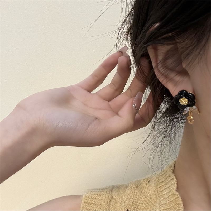 Pearl Alloy Floral Earring Faux Drop