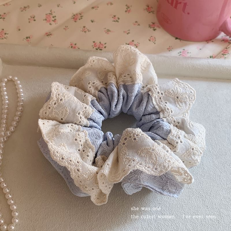 Eyelet Lace Scrunchie