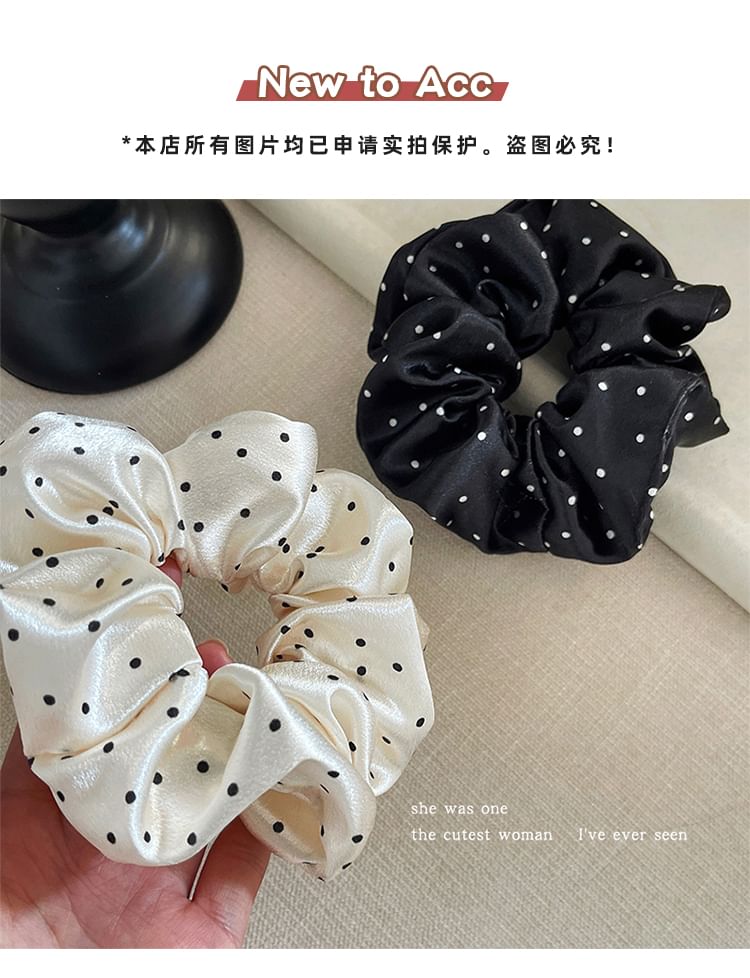 Polka Dot Fabric Scrunchie