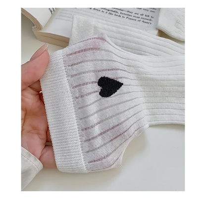 Heart Embroidered Socks Set