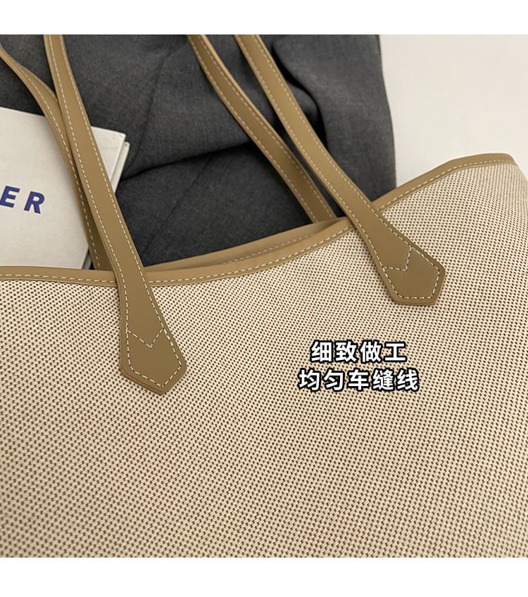 Two Tone Canvas Tote Bag / Bag Charm / Set