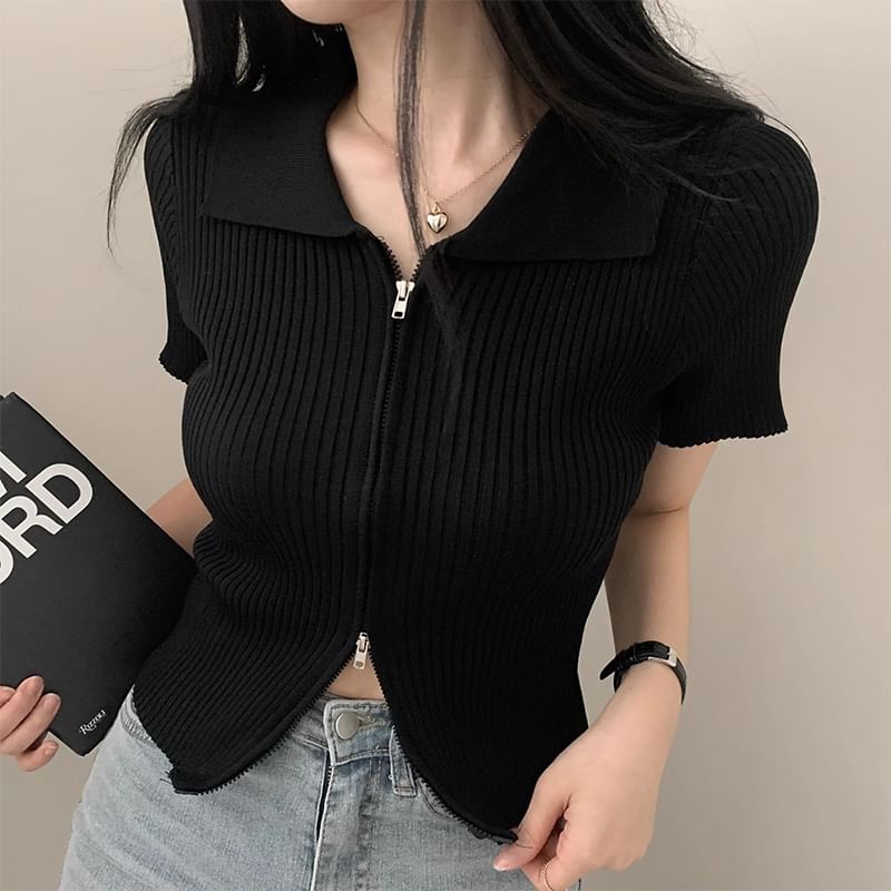 Short-Sleeve Collared Plain Zip Knit Top