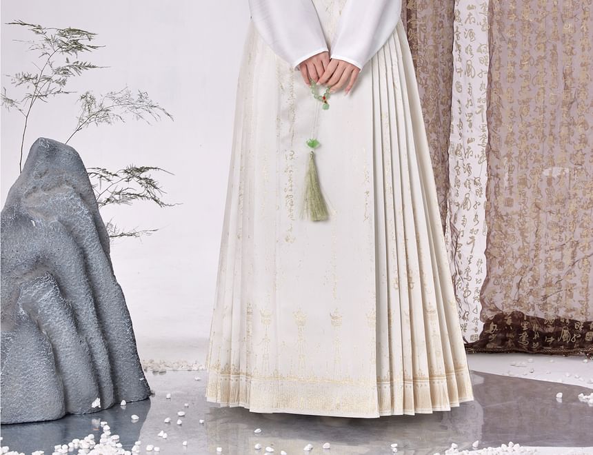 Traditional Chinese Long-Sleeve Top / Pleated Maxi A-Line Skirt