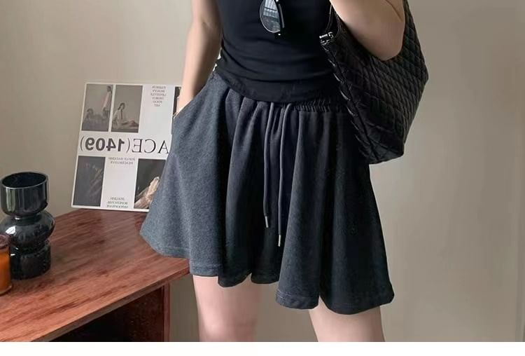 Waist Plain High Skort