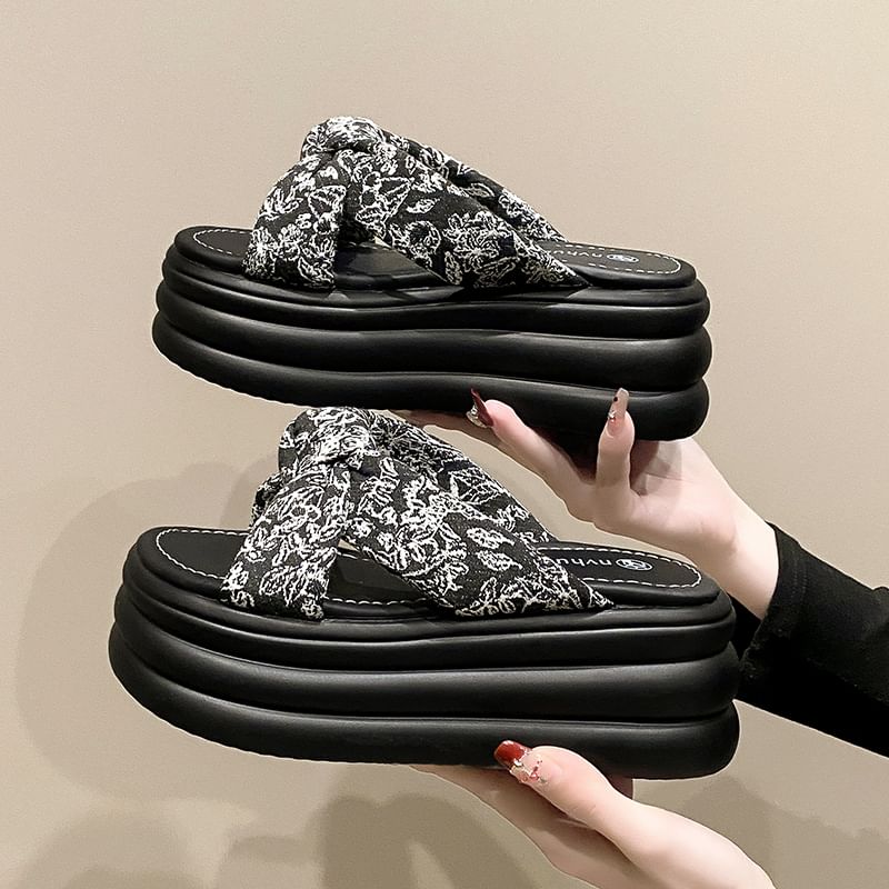 Floral Sandals Patterned Platform Slide