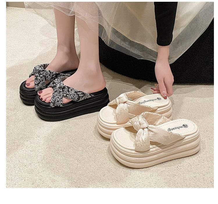 Floral Sandals Patterned Platform Slide