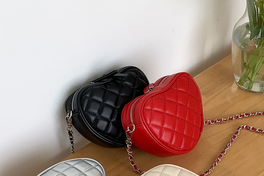 Chain Strap Heart Quilted Crossbody Bag