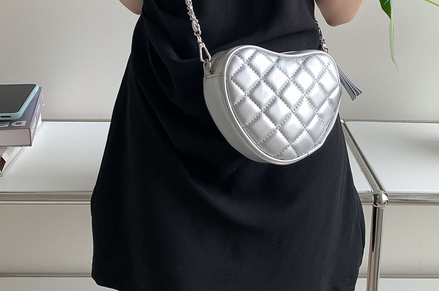 Chain Strap Heart Quilted Crossbody Bag