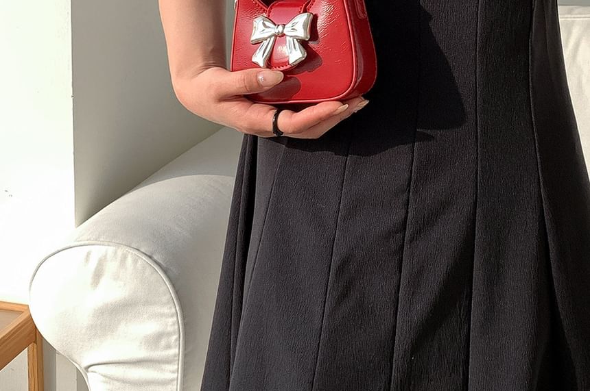 Crossbody Bow Chain Strap Bag