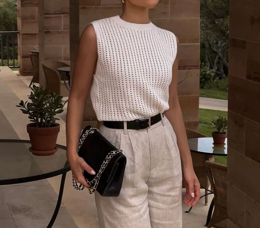 Round Knit Plain Sleeveless Neck Top