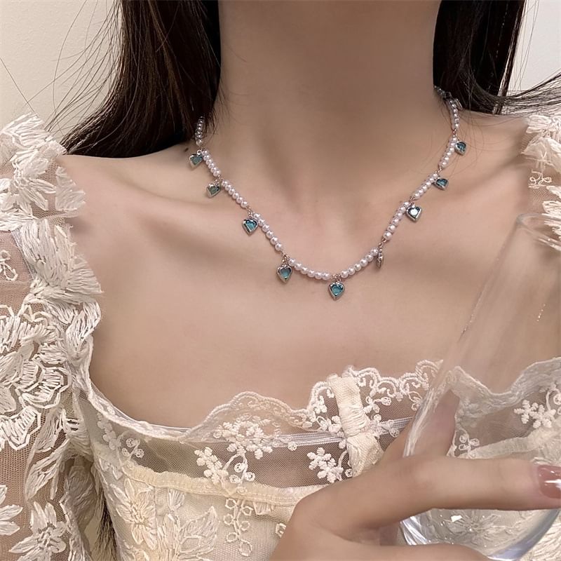 Choker Fringed Faux Pearl Heart