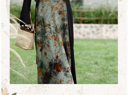 Set: Spaghetti Strap Floral Panel Midi A