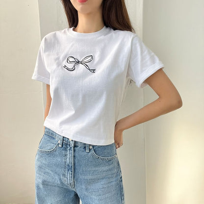 Short-Sleeve Round Neck Bow Embroidered Tee