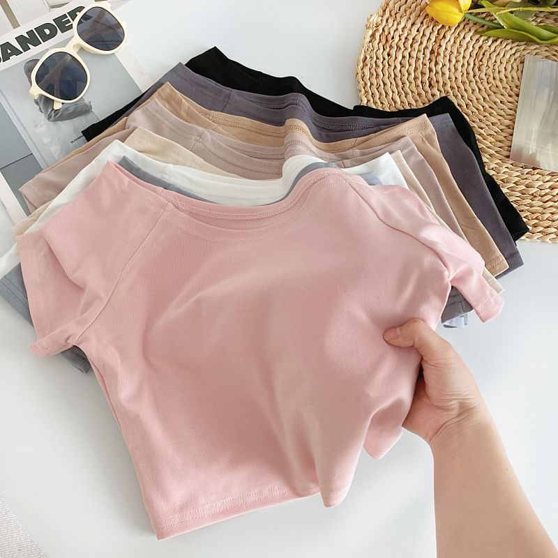 Short-Sleeve Off Shoulder Plain T-Shirt