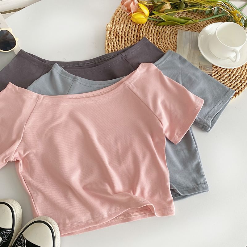 Short-Sleeve Off Shoulder Plain T-Shirt