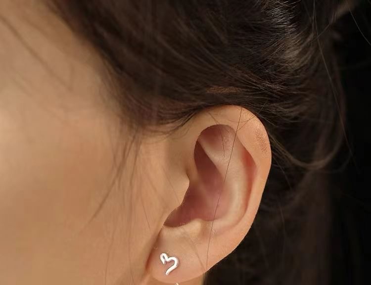 Sterling Silver Heart Stud Earring