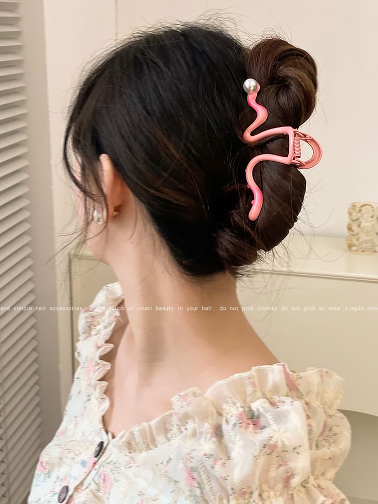 Faux Pearl Wavy Alloy Hair Clamp