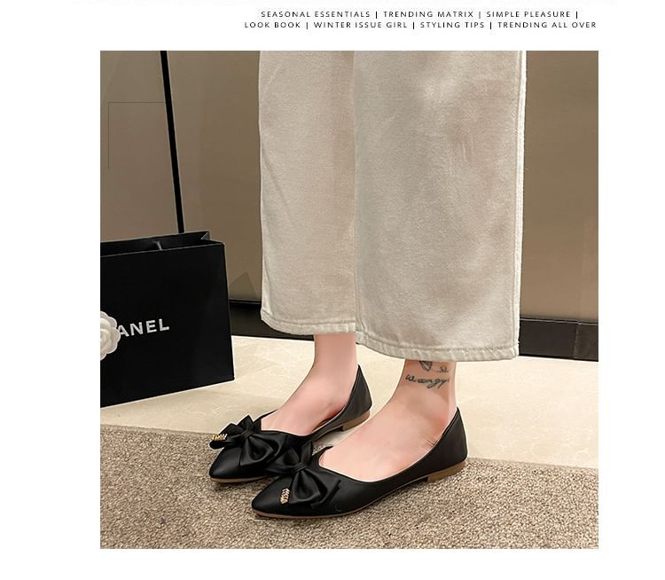 Pointy Bow Flats