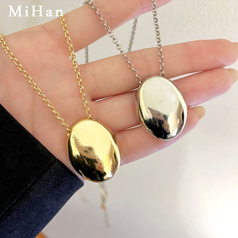 Pendant Metal Necklace