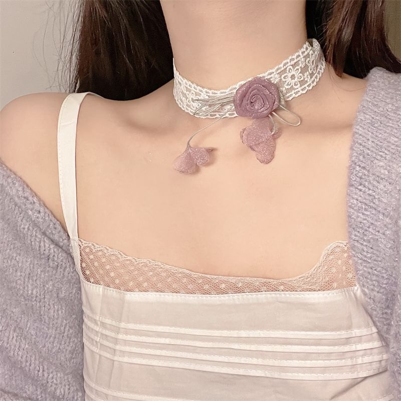 Floral Lace Choker