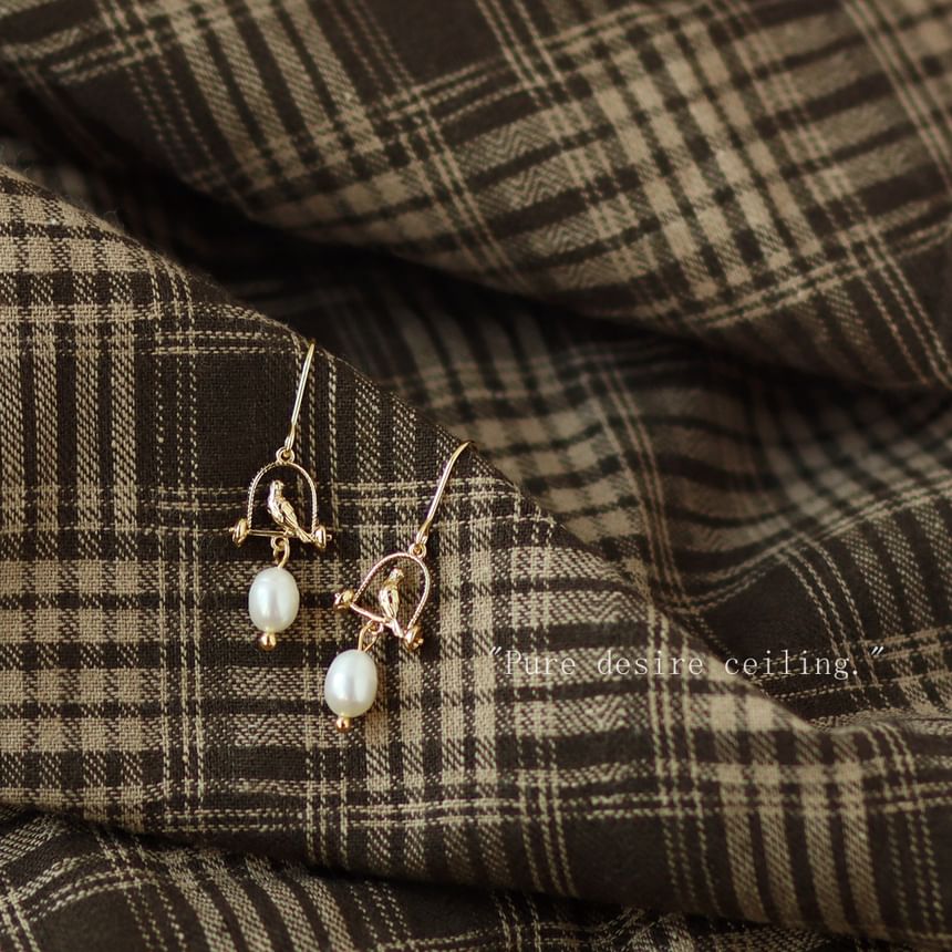 Faux Pearl Drop Earring