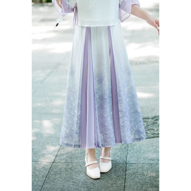 Elbow-Sleeve Mandarin Collar Floral Embroidered Panel Top / High Rise Fan Print Panel Maxi A-Line Skirt