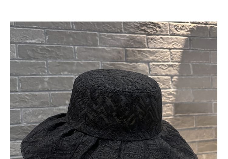 Embroidered Pattern Hat Bucket