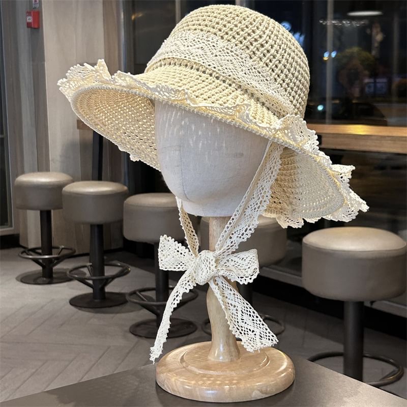 Perforated Sun Trim Knit Lace Hat
